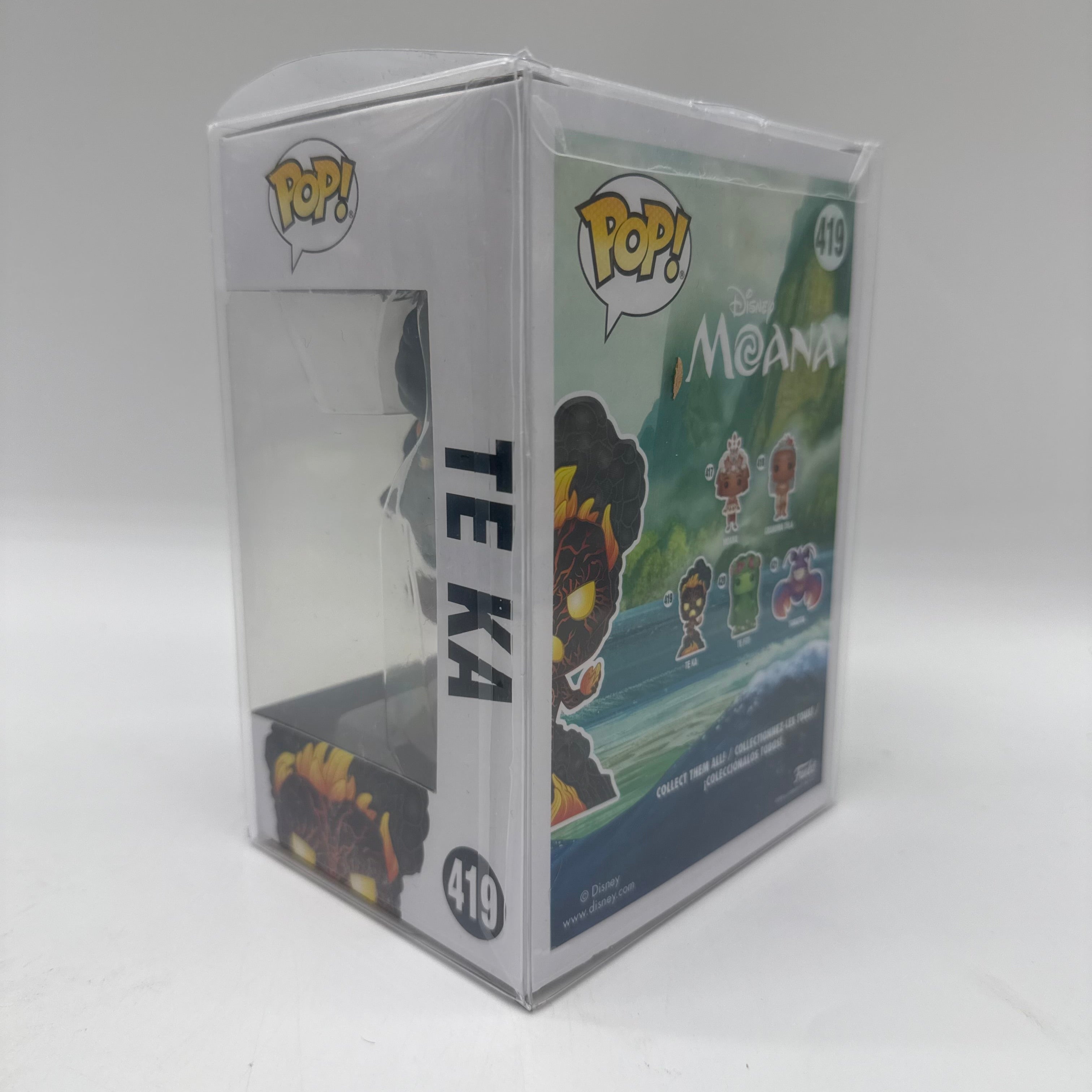 Disney Funko Moana Te Ka 419 & Protector