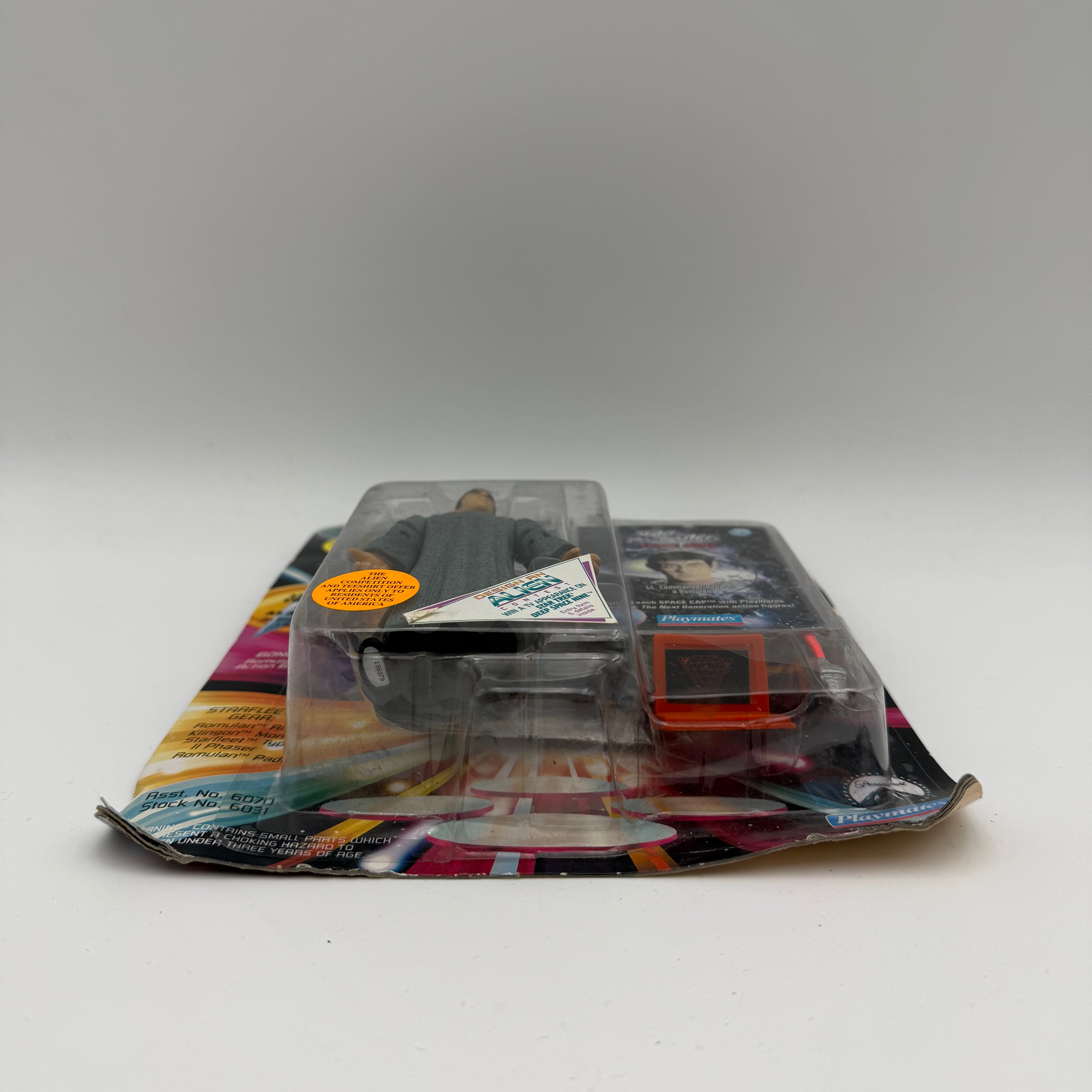 Star Trek Playmates Lieutenant Commander Data Carded Action Figure (2)