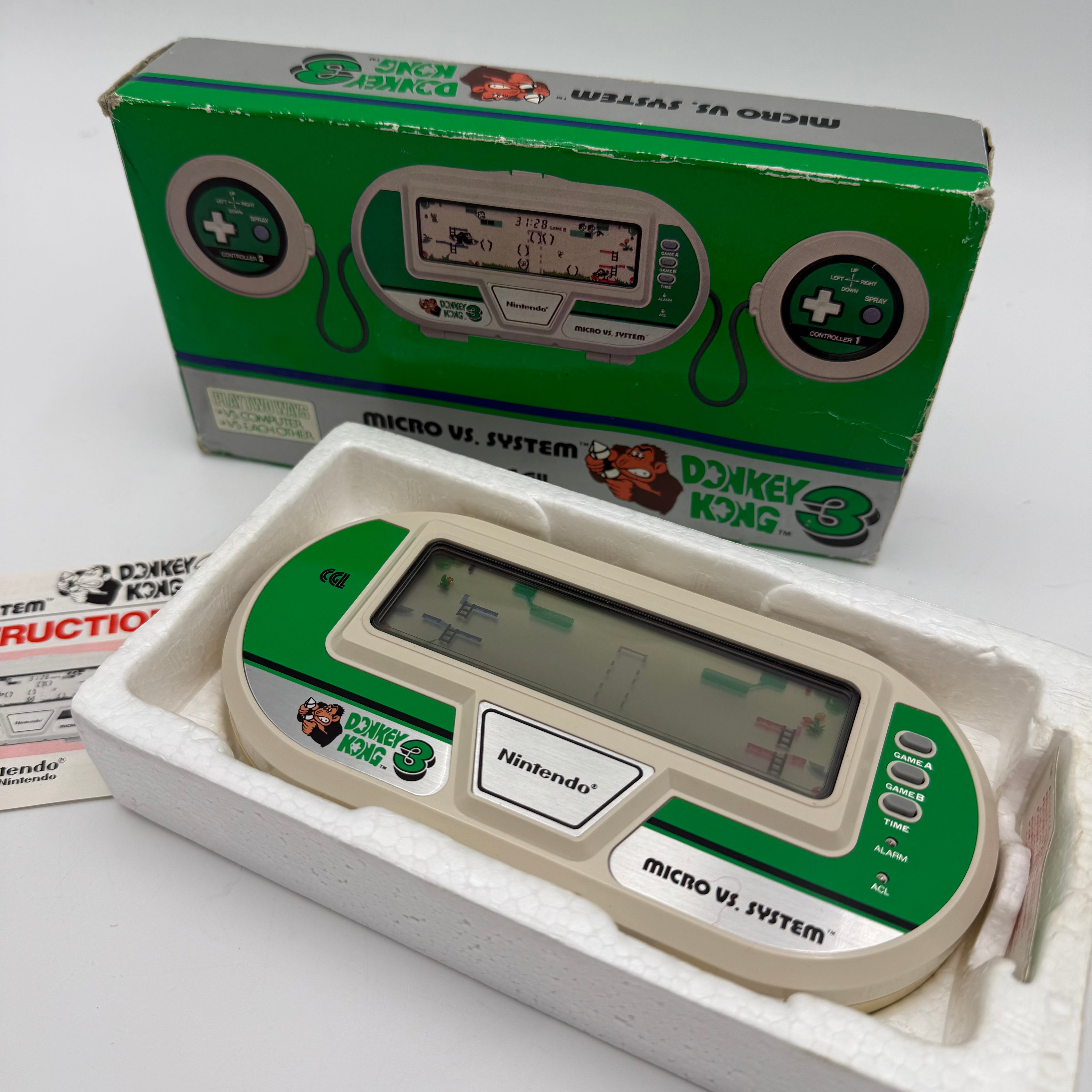 Nintendo Donkey Kong 3 Vintage Micro Vs System Handheld AK-302 1984