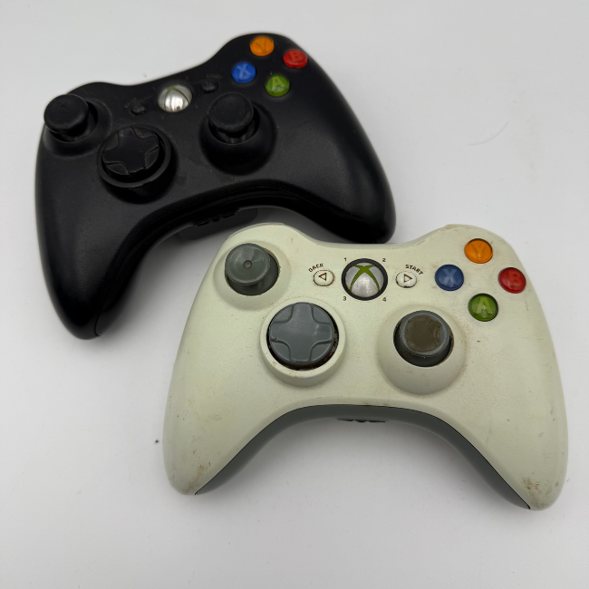 Xbox 360 2x Controllers Untested