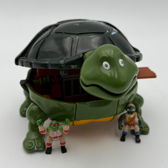 TMNT Playmates Vintage Leonardo Mini Sewer Playset