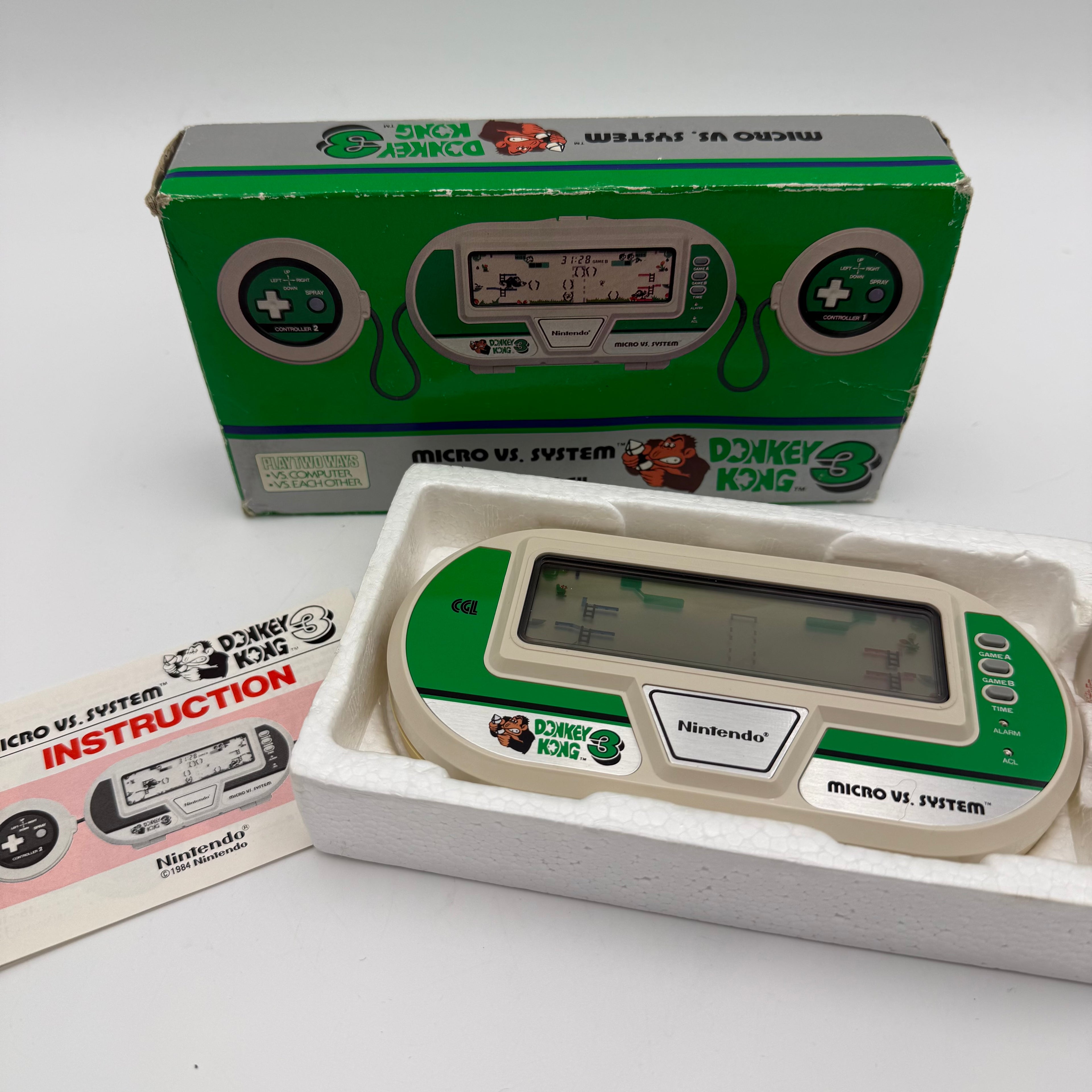 Nintendo Donkey Kong 3 Vintage Micro Vs System Handheld AK-302 1984