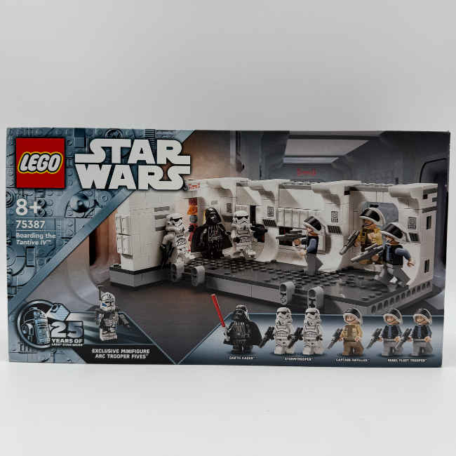 LEGO Star Wars Boarding the Tantive IV 75387 Sealed Set