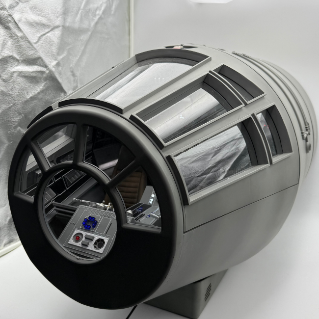 Star Wars Jazzinc 1/6 Millenium Falcon Cockpit Model with Lights