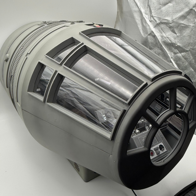 Star Wars Jazzinc 1/6 Millenium Falcon Cockpit Model with Lights