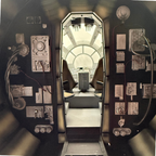 Star Wars Jazzinc 1/6 Millenium Falcon Cockpit Model with Lights