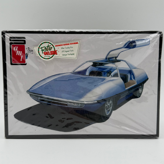 The Man From U.N.C.L.E AMT 1/25 Piranha Super Spy Car model kit