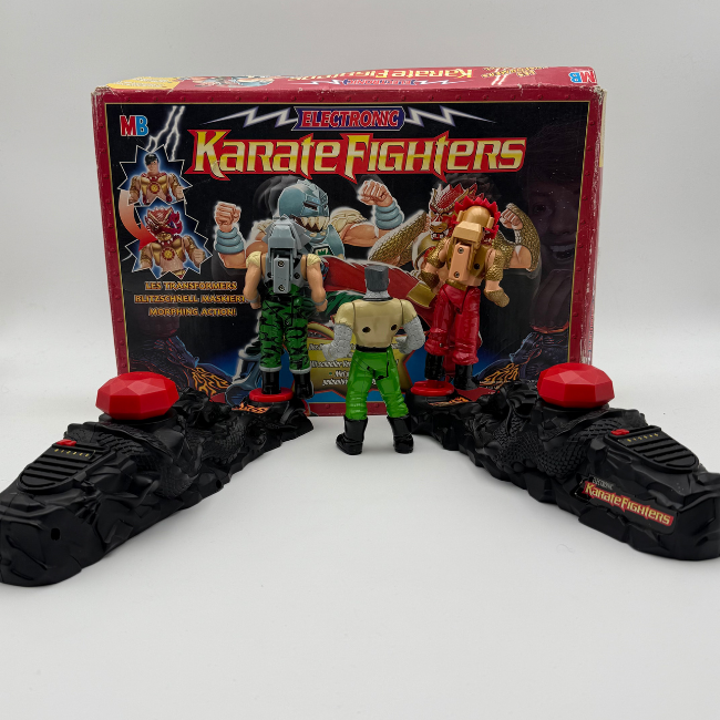 Electronic Karate Fighters Vintage Retro Game + Extra Figure