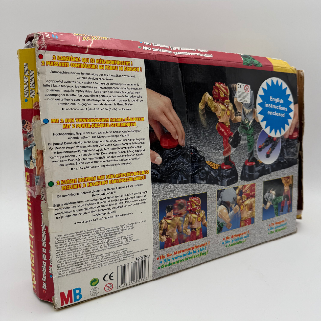 Electronic Karate Fighters Vintage Retro Game + Extra Figure