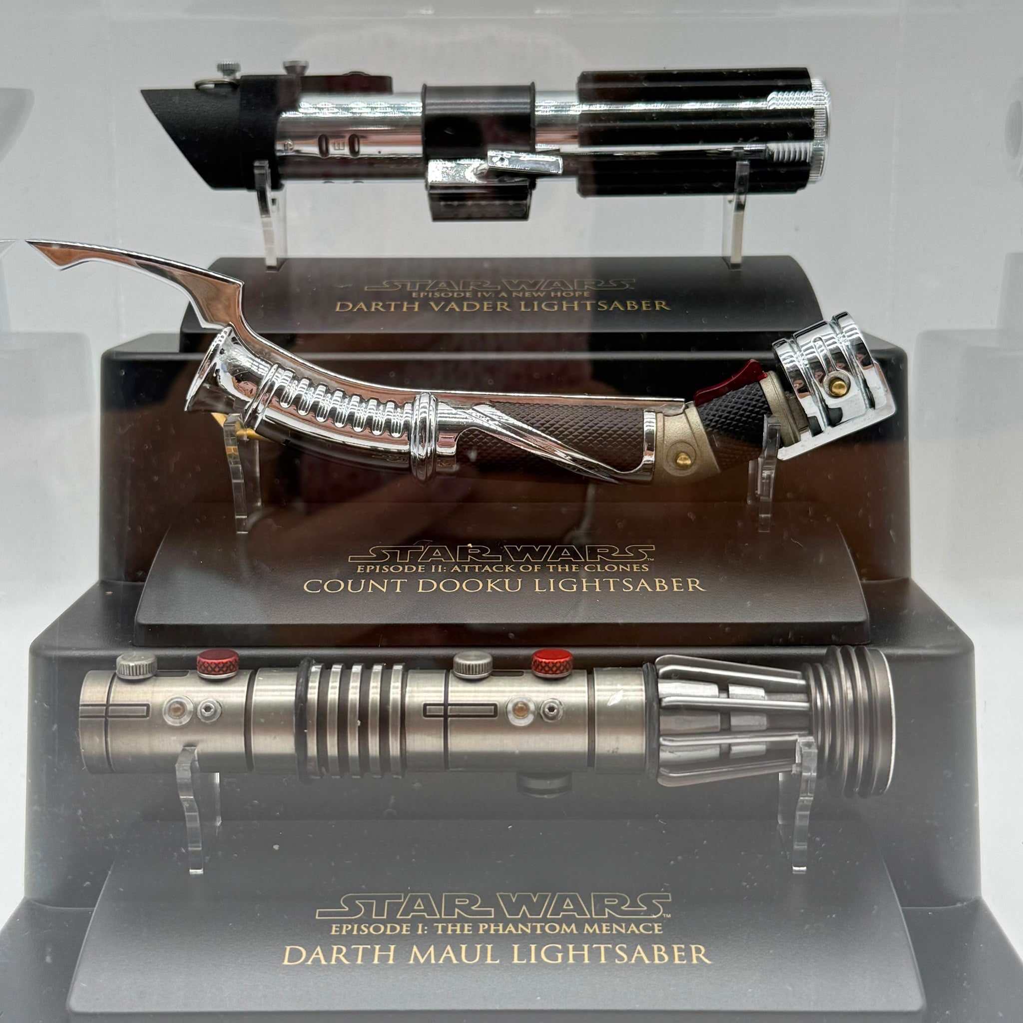 Master Replica .45 Scale The Sith Collection Maul, Dooku, Emperor Lightsabers + Case