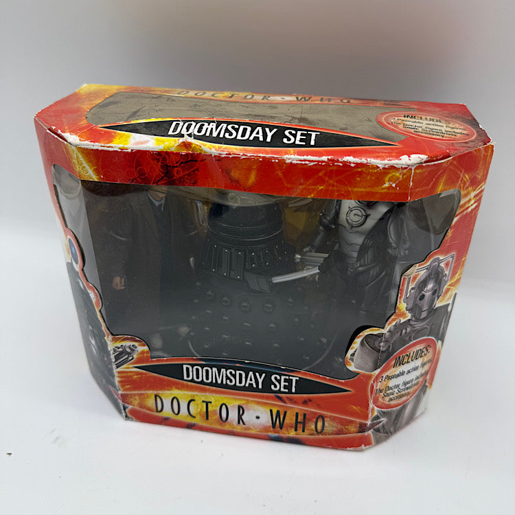Doctor Who Character Options Doomsday Set Action Figure