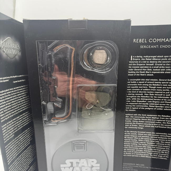 Star Wars Sideshow Collectables Rebel Commando Sergeant Endor 1/6 Scale Action Figure