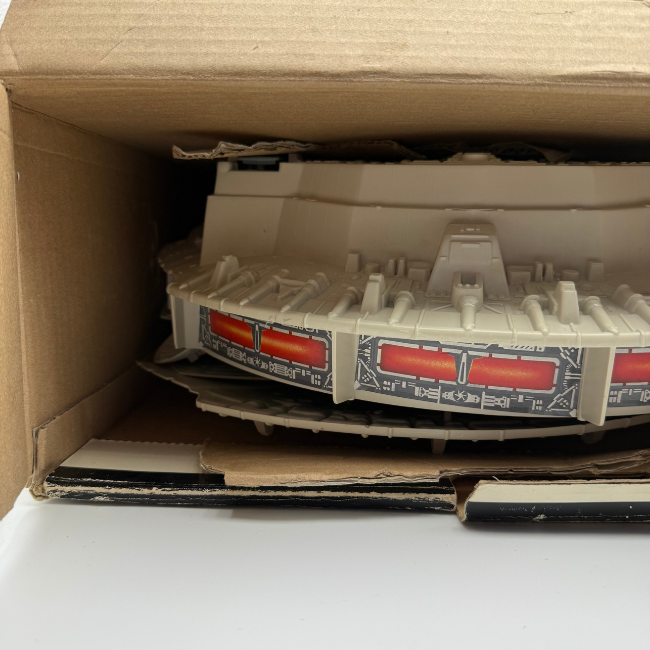 Star Wars Vintage ROTS 1983 Millenium Falcon Boxed Complete