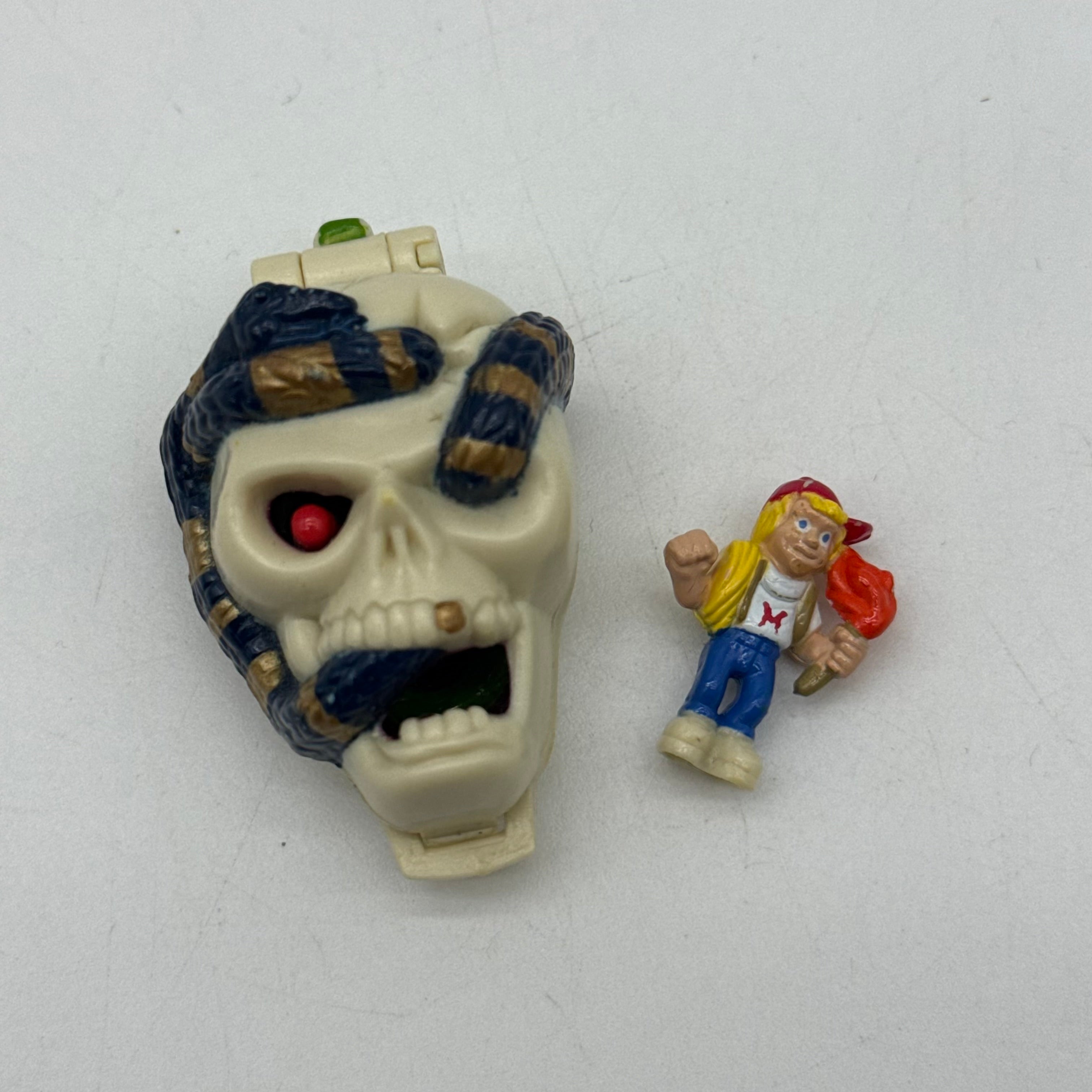 Mighty Max Bluebird Toys Shrunken Heads Wraptile Complete