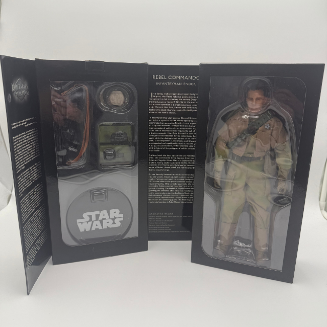 Star Wars Sideshow Collectables Rebel Commando Endor 1/6 Scale Action Figure
