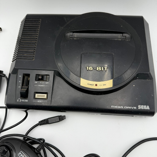 Sega Mega Drive with 3x Games and Memory Card