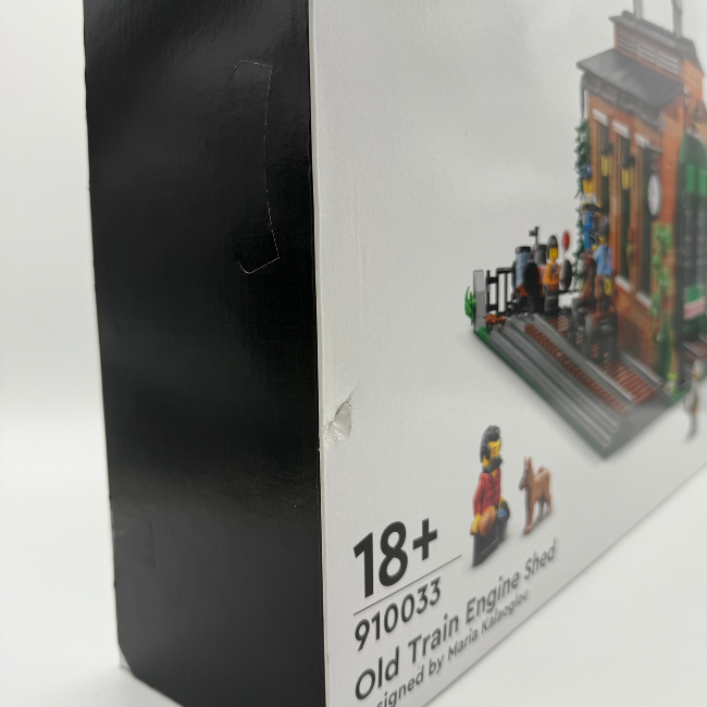 LEGO Bricklink Designer Old Train Engine Shed 910043 Set