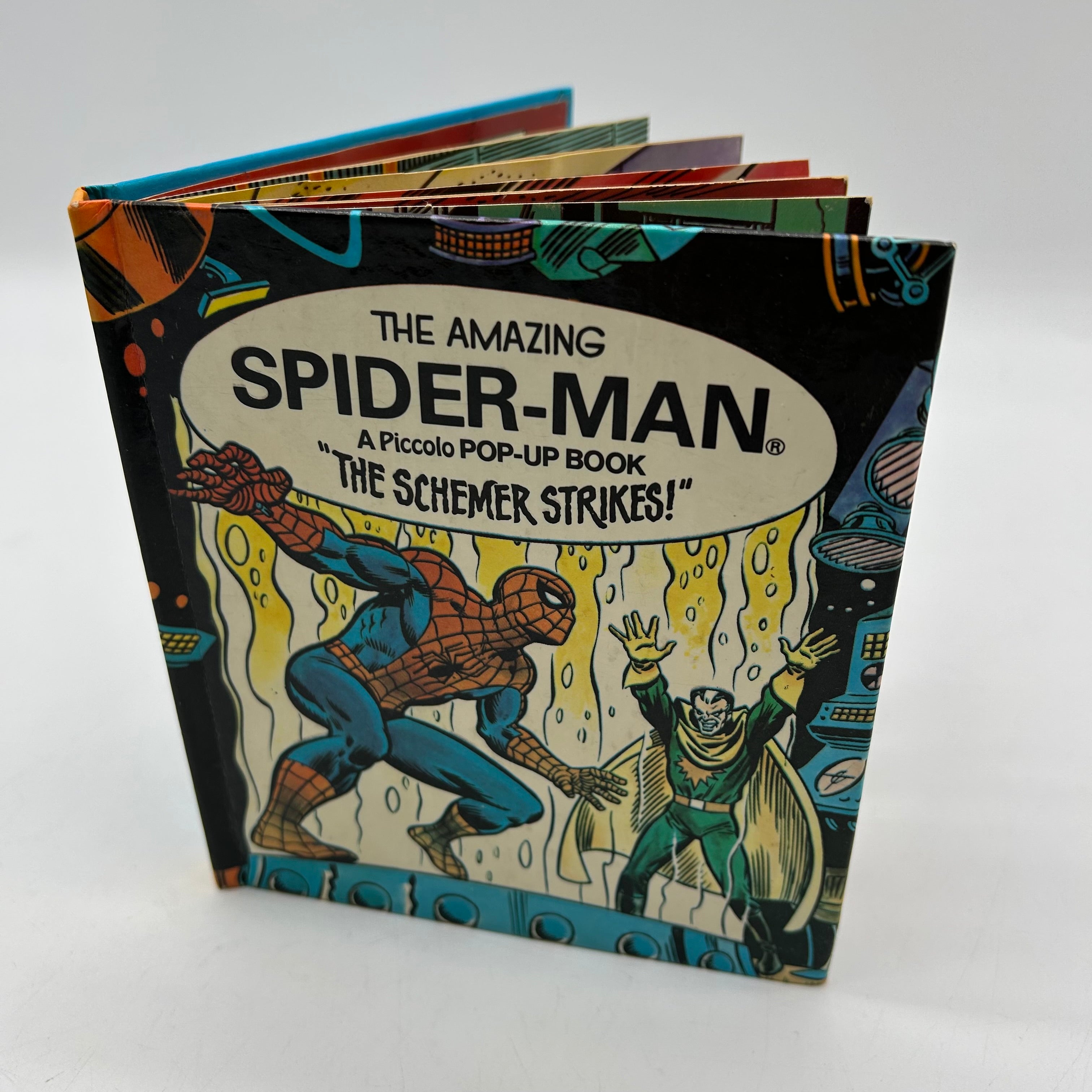 Spiderman 1982 Amazing Spiderman Pop-Up Book The Schemer Strikes