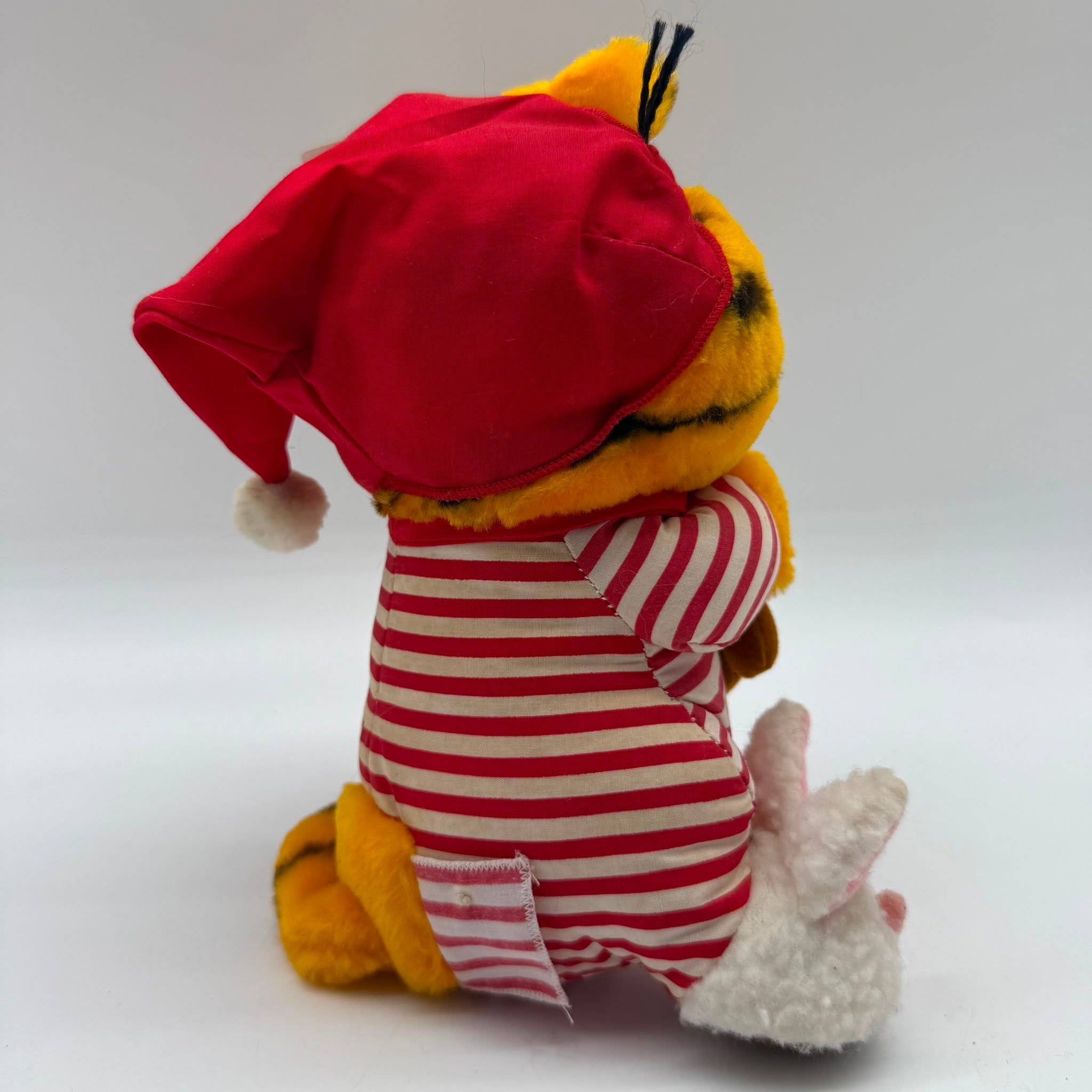 Vintage Bedtime Garfield 1981 Jim Dakin Plushy With Tags