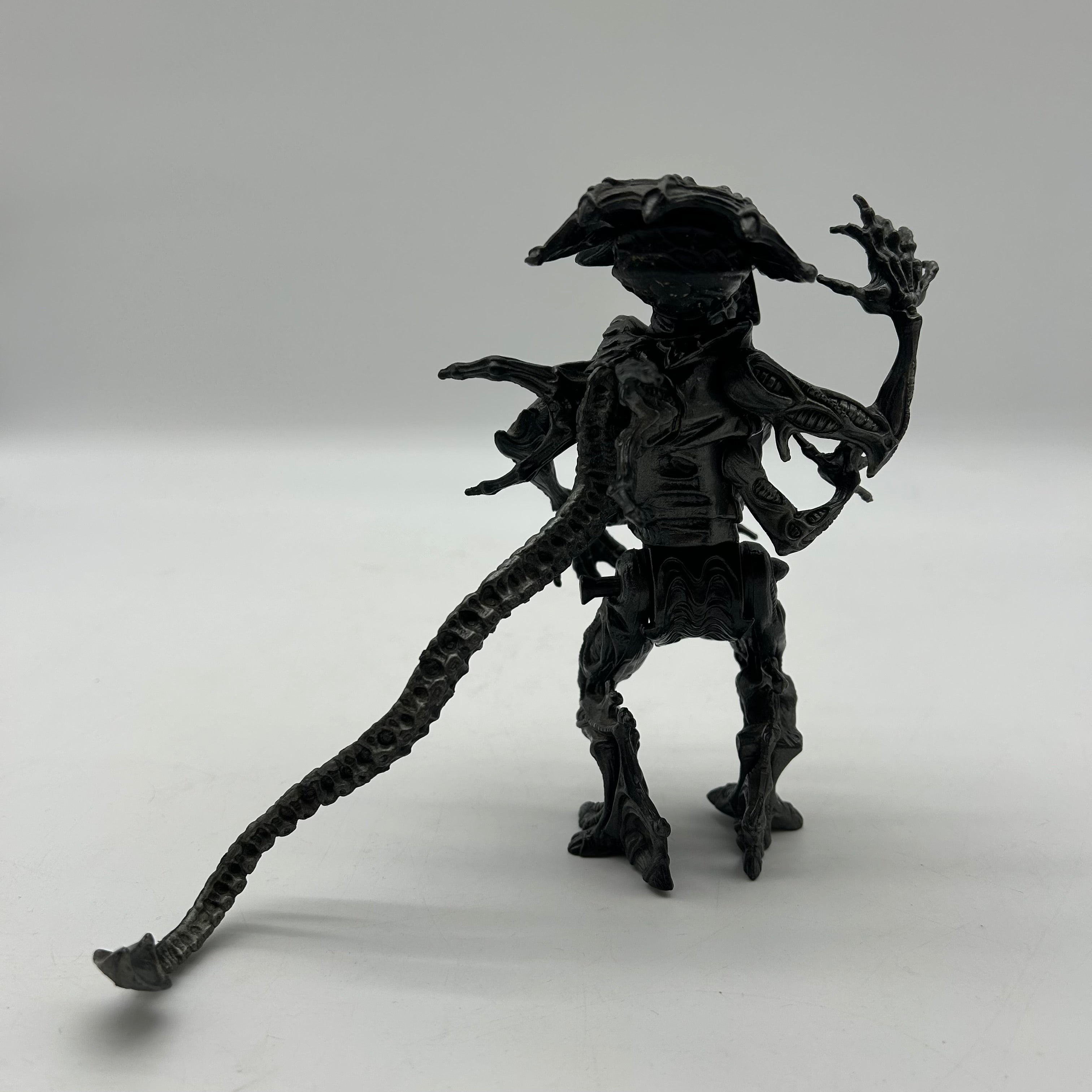 Alien Queen Kenner 90s Action Figure