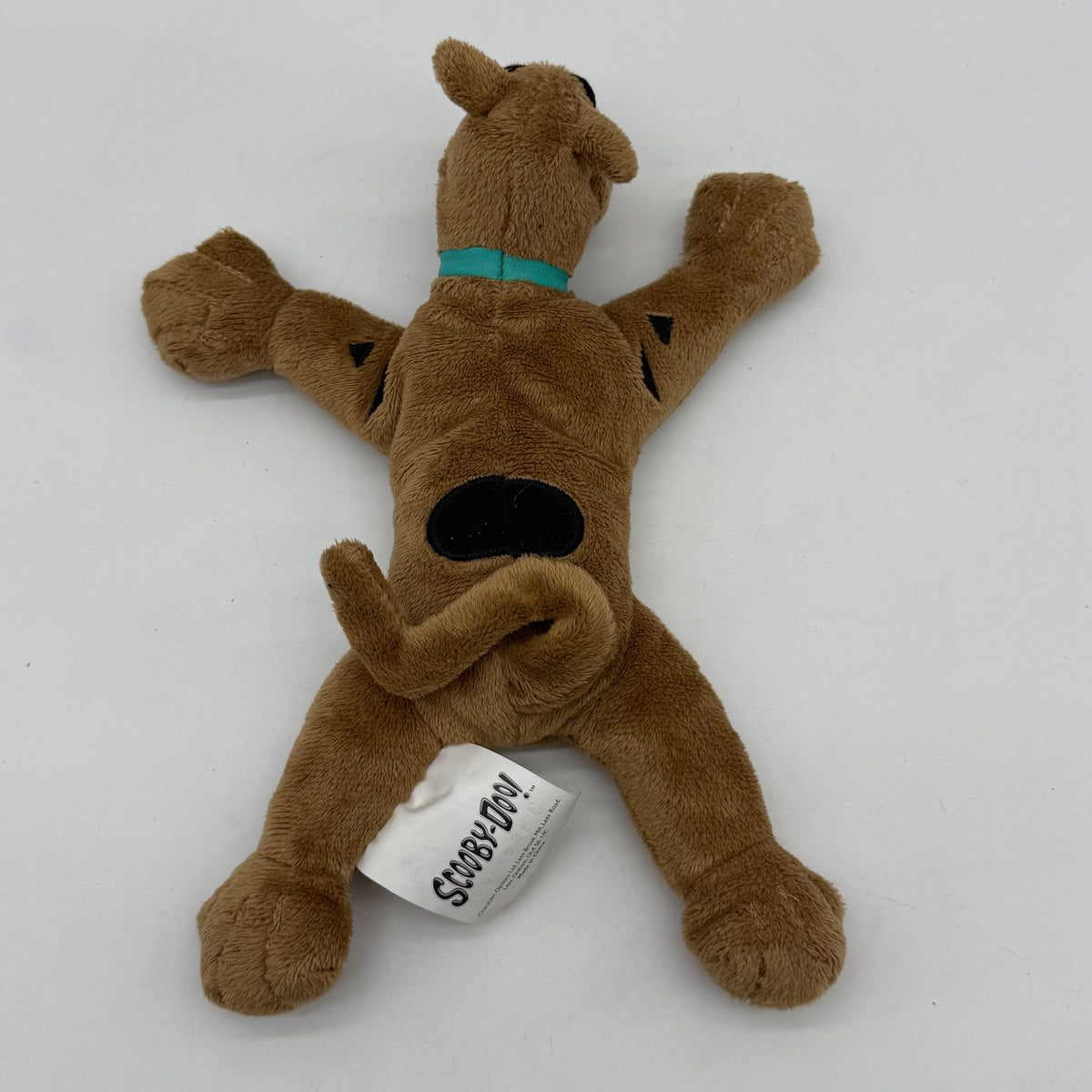 Scooby Doo 8' Laying Plush