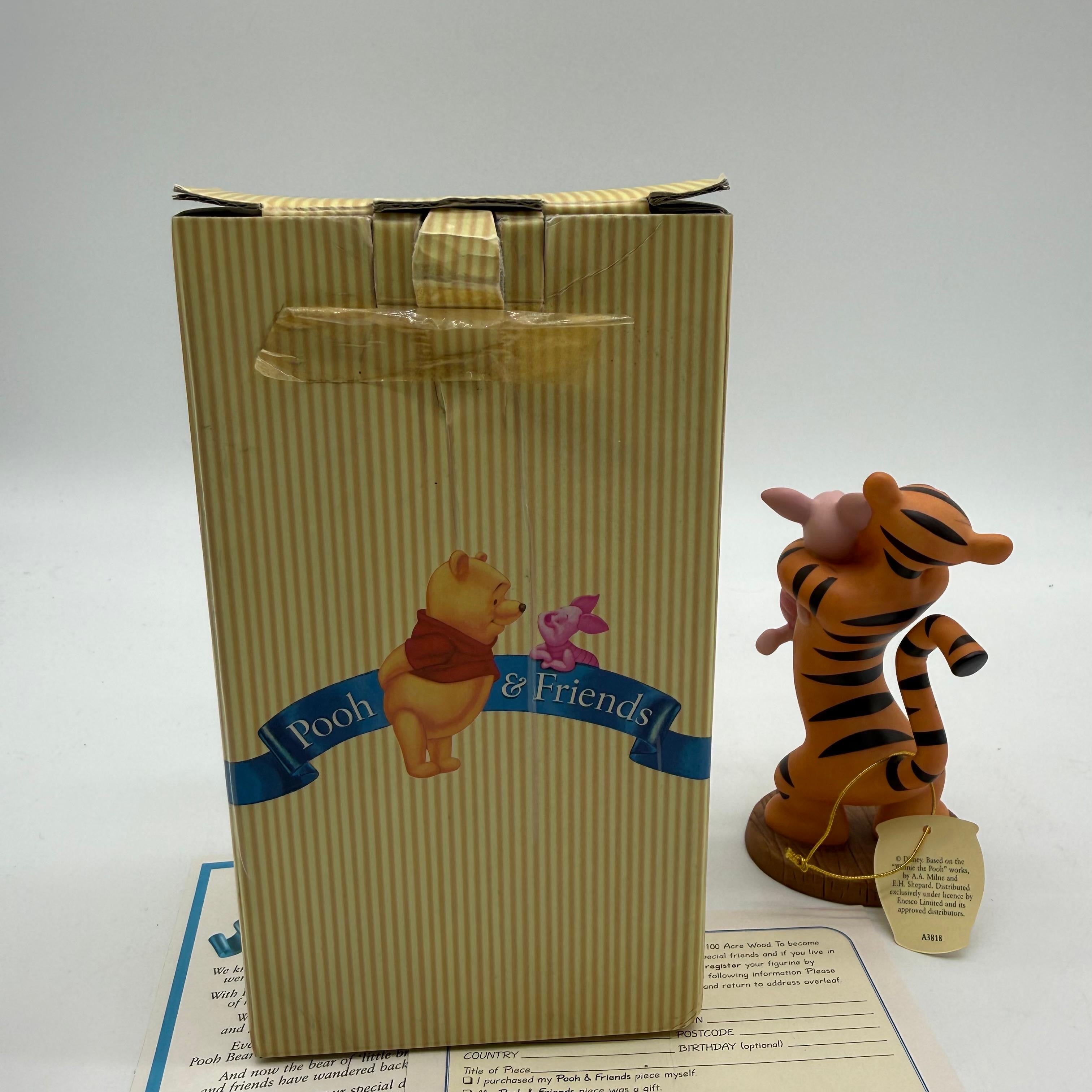 Disney Pooh & Friends ‘Friendship is huggerific’- Figurine VGC