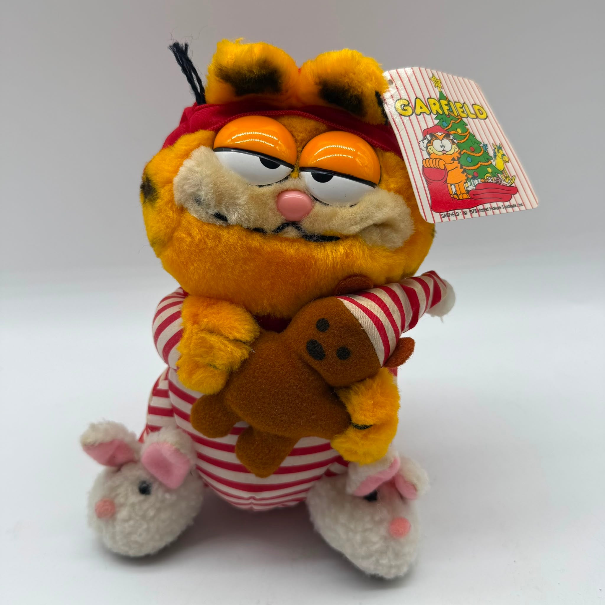 Vintage Bedtime Garfield 1981 Jim Dakin Plushy With Tags