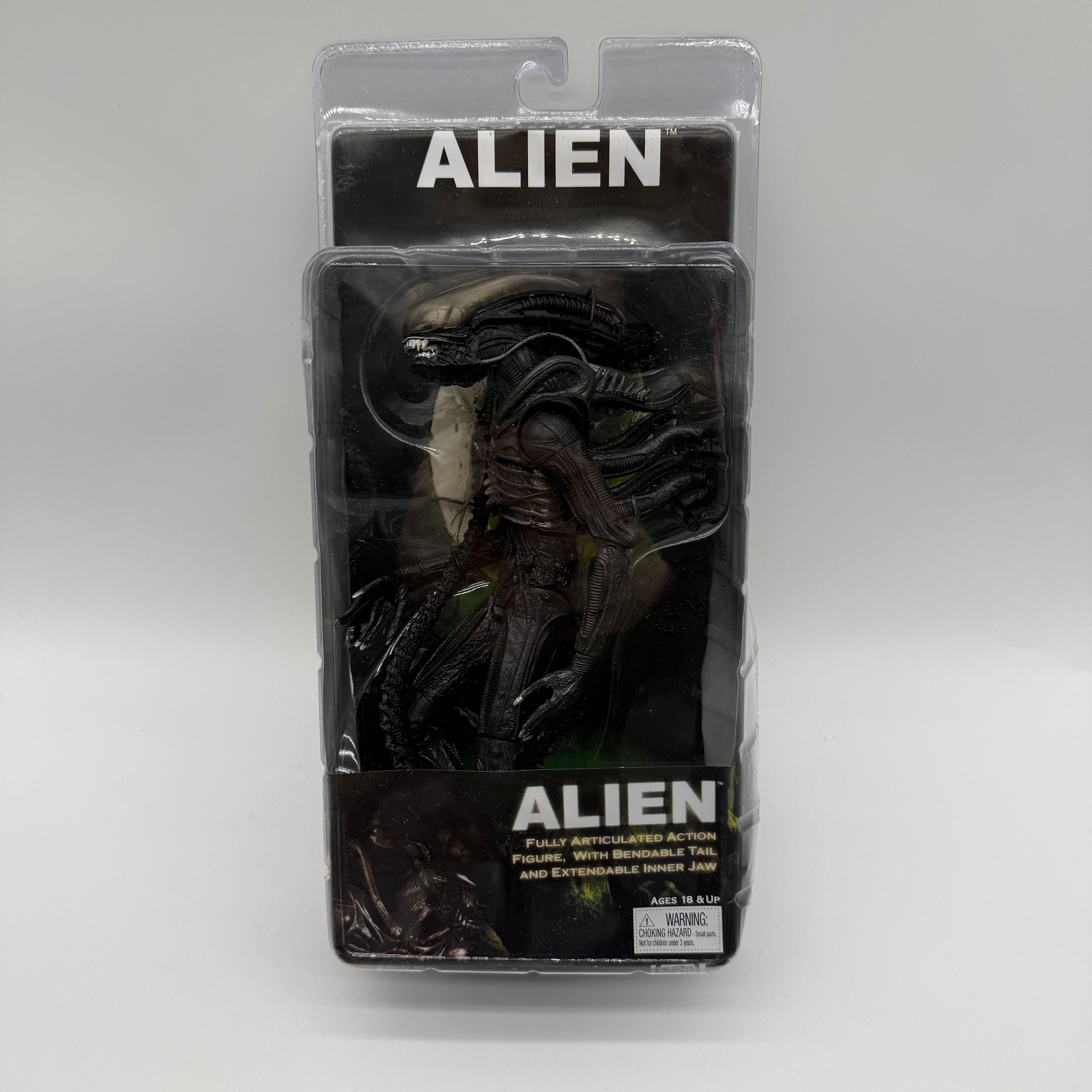 Aliens NECA Alien Xenomorph Warrior Figure