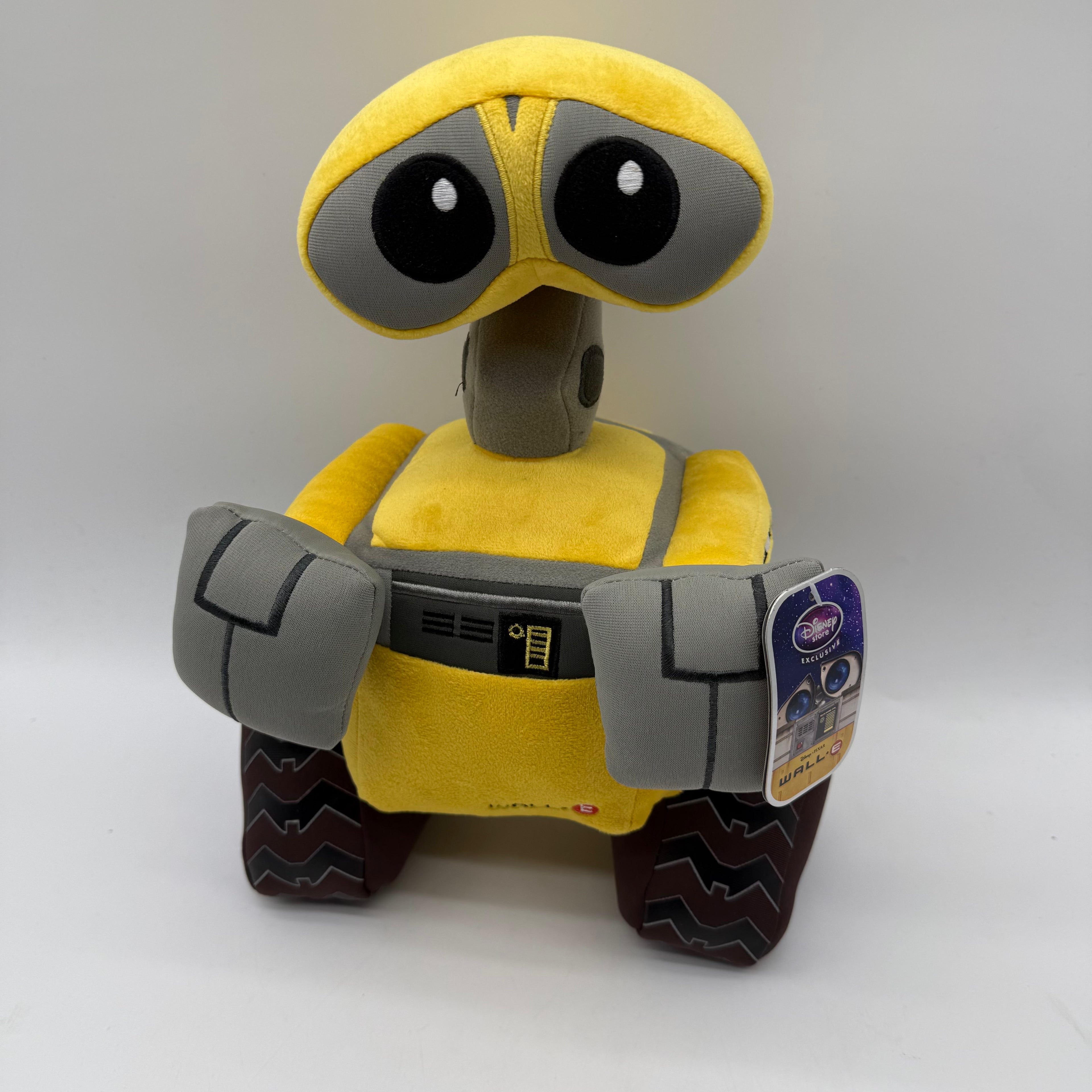 The Disney Store Exclusive Wall-E 14' Plush New with tags