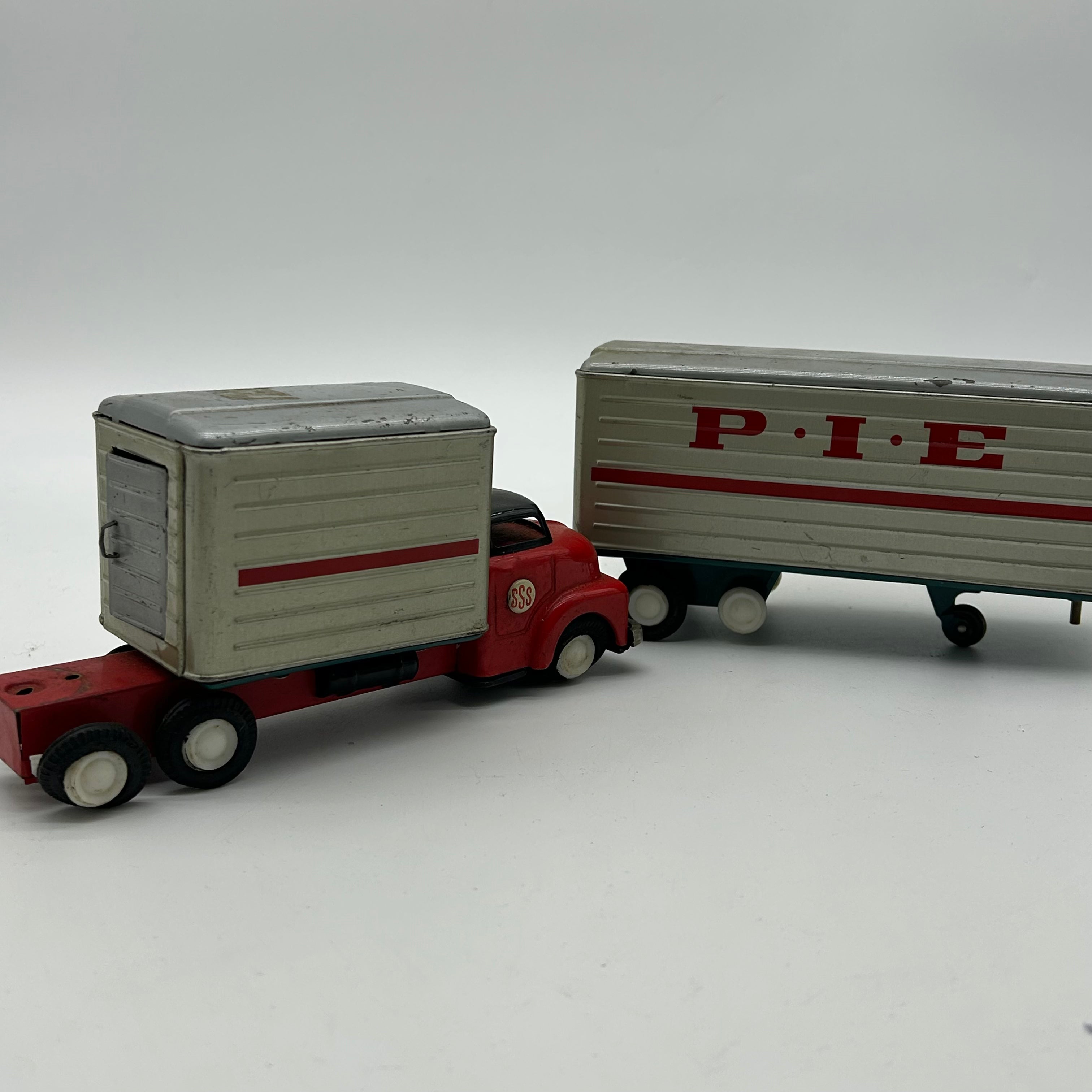 1950s SSS Shioji Semi Truck