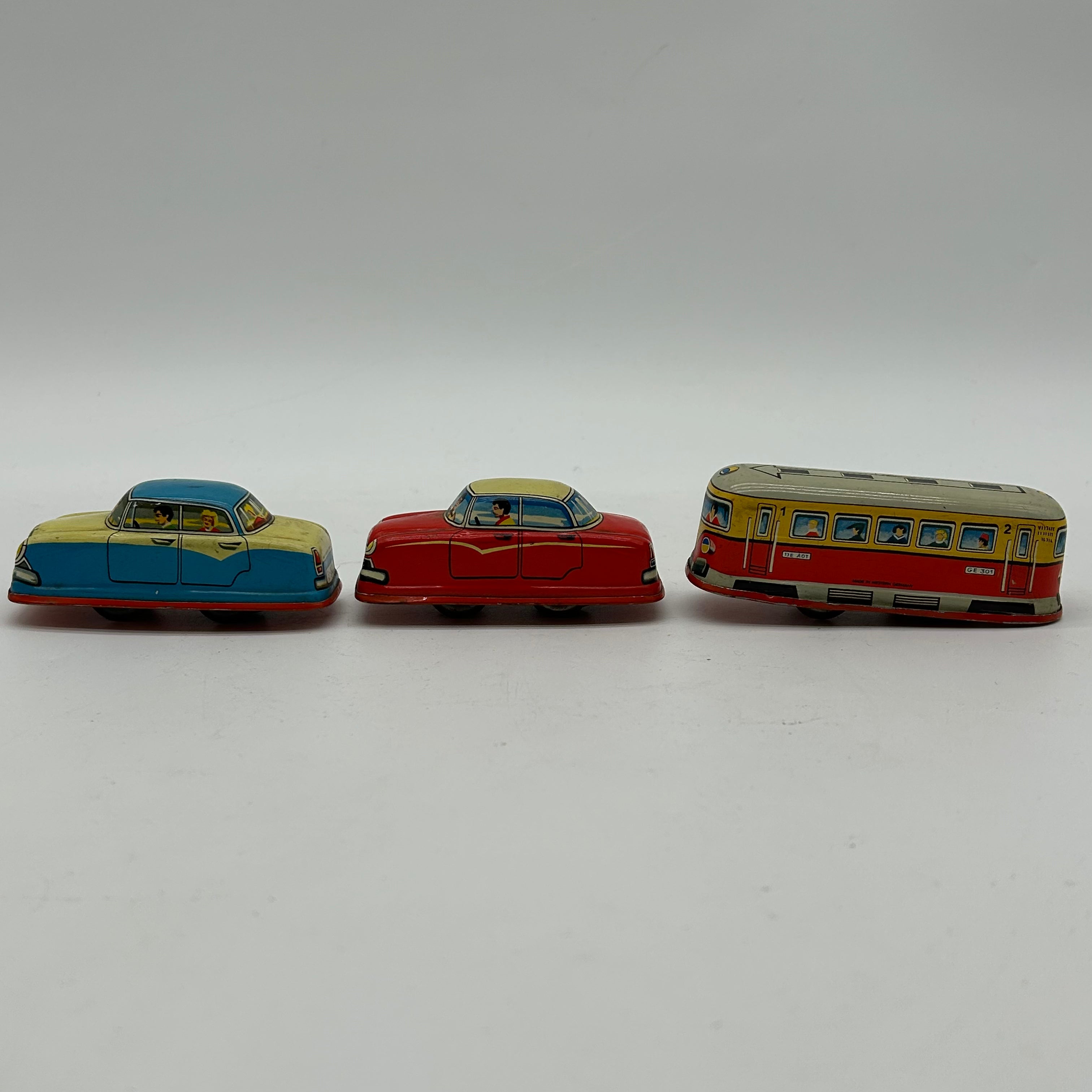 1950s Lithographd Wind Up Toy Car Bundle (no key)